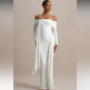 Club L London Off-Shoulder White Long Sleeve Dress